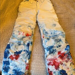 Girls size 12 Orange ski pants. Only worn twice!
